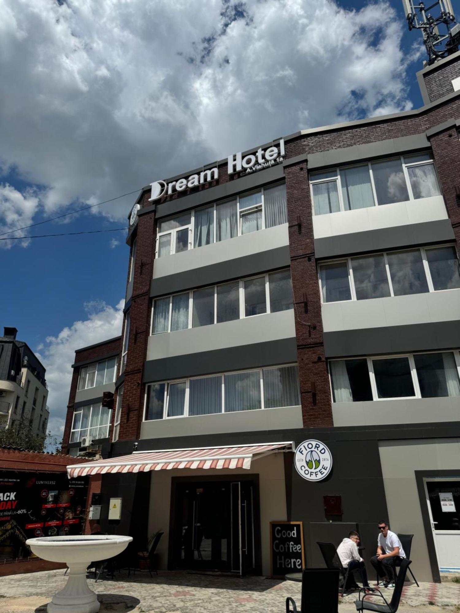 Dreamhotel 基希讷乌 外观 照片